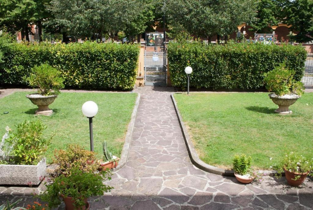 La Casa Di Tino Hotel Fontanellato Kültér fotó